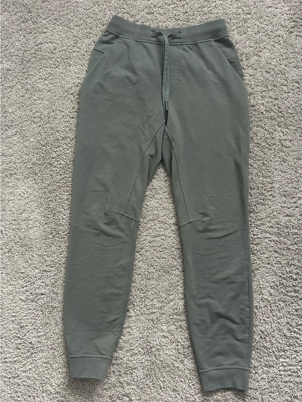 lululemon Men’s Olive Green Jogger Pants Athletic Fit XS 28” Inseam Pockets